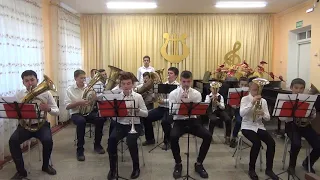 «Джентльмены удачи» исполняет Раздольненский духовой оркестр