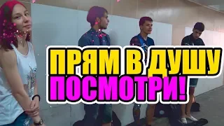 РЕБЯТА ЖГУТ !! Нервы. Глупая. Кавер версия. Поют в переходе уличные музыканты.