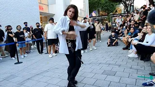 SATURDAY. BLACK MIST: TIM. AMAZING ATTRACTIVE PERFORMANCE. HONGDAE STREET.