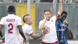 It does not happen every day ... Carlo Zampa cries after Totti goal in Atalanta !!