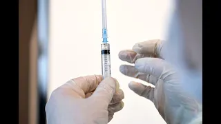 Министр здравоохранения России отметил высокие темпы вакцинации в Югре