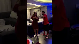 NEYMAR Jr & his mom dancing ❤😍[Christmas celebrations]