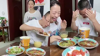 Prank on husband: My husband put the chicken legs in the spicy noodles and ate them all