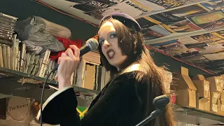 Allie X - John and Jonathan (Live @ Banquet Records London)