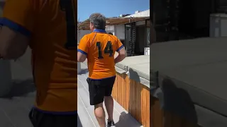 Joan Laporta corre en la terraza de su casa