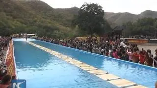 Amazing moment Shaolin monk runs on water