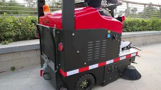 The operation of Jiesk ride on sweeper