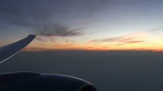 [HD] Singapore Airlines Boeing 777-300ER - fantastic approach into Singapore Changi during dawn