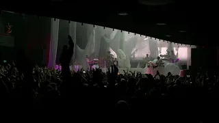 Robyn - Dancing on my own - live - Olympia - Paris - 9th April 2019