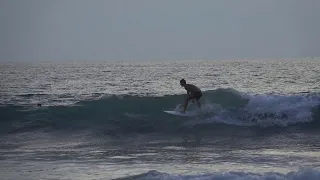 Surfers Collide in Costa Rica || ViralHog