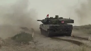Strv 122 + Leopard Edit