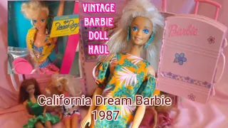 VINTAGE BARBIE SUITCASE DOLL HOUSE 1995 & VINTAGE BARBIE DOLLS