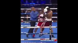 Jahi Tucker Puts the Paws on Smith Referee didn’t have to do him like that 😅🤣#shorts #boxing 👀