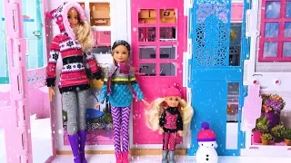Barbie Doll Sisters Winter Morning Activities - Barbie Dolls Drive Sled Cars