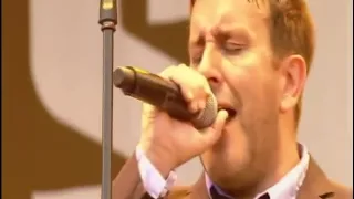 The Specials - Do Nothing (Glastonbury 2009)