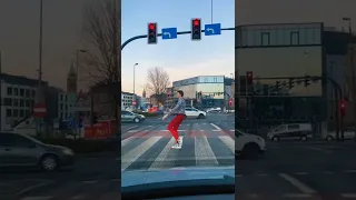Michael Jackson's dance at the traffic Light #shorts