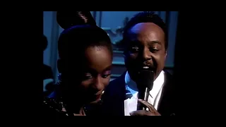 Peabo Bryson & Regina Belle - I Can’t Imagine LIVE at the Apollo 1991