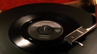 The Velvets - Spring Fever - 1961 45rpm