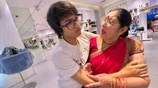 Mummy Se Ladai Hogyi 😲 Mall Mein