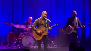 “Broken Strings” live by James Morrison at the Glasgow Royal Concert Hall.