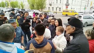 Наталья Филонова на акции протеста 14 мая против вырубки леса.