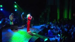 Blondie Play 'Sugar On The Side' At The NME Awards 2014