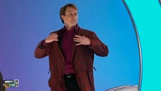 David Mitchell's dressing gown - Would I Lie to You? [CC-EN,DA,NL]