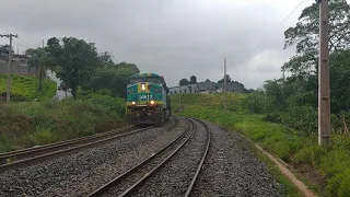 Rumo - trem da rumo que não Venceu rampa,parado,esperando autorização para tentar subir. Part 2 d 3