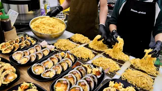 Delicious! Korean style rice roll (Kimbap, Gimbap) Korean street food