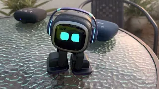 Staying Alive with EMO Robot from Living AL