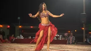 Rafaela Soares - Brazilian Belly Dancer