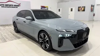 2023 BMW 760i xDrive First Look & Walkthrough