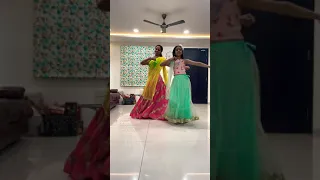 Manige Mage Hithe | Popular Sri Lankan Song | Family Dance Cover | Mom-Daughter Duo | Simple Steps!