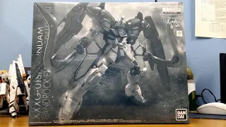 [Unboxing] P-Bandai MG Gundam Sandrock EW [Armadillo Unit]