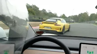 Tesla Model 3 Perf. Chases 911 GT3RS @ Circuit Zolder On Track Day/ Beautiful Flat6 High Rev Porsche