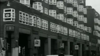 1962: De krotten en krotwoningen van Amsterdam - met de Jordaan, Lindengracht  - oude filmbeelden