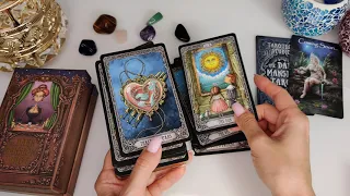 ОБЗОР  «THE DARK MANSION TAROT/ ТЕМНЫЙ ОСОБНЯК»