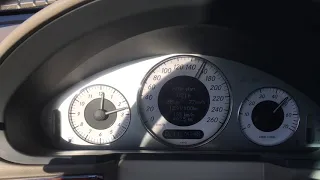 Mercedes E500 V8 W211 acceleration on 100 octane gas 0-220 acceleration