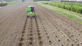 hariPilot - Autonomous Robot - drilling for planting