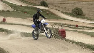 Motocross : Mon père test son 250 yz à la Londinière