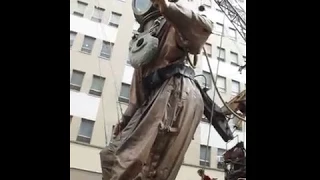 Les Géants la parade - 375e anniversaire de Montréal