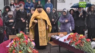 В Харькове попрощались с медиками,  погибшими в жуткой аварии