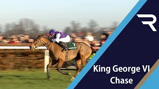 KICKING KING - final-fence drama and Santa near the line in the 2004 King George VI Chase!