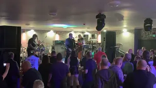 Straighten Out (Stranglers Tribute) Performing ‘Hanging Around’ @ Windsor Hotel Kirkcaldy 23/09/22