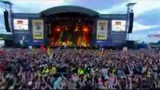The Killers - Somebody Told Me (LIVE at T in the Park 2007)