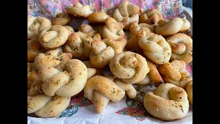 Two Ingredient dough garlic knots!!