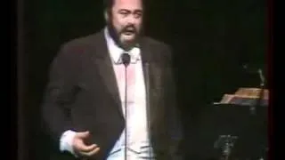 Luciano Pavarotti Mamma, son tanto felice (Bixio) Budapest.wmv