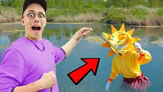 ATRAPÉ AL FNAF Security Breach ANIMATRONIC SUN en la pesca magnética !