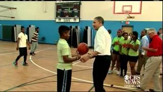 Obama surprises Boys & Girls Club