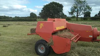 Mf 4355 and welger AP52 baler!